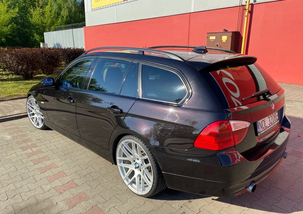 BMW Seria 3 cena 52000 przebieg: 357700, rok produkcji 2007 z Ząbki małe 704